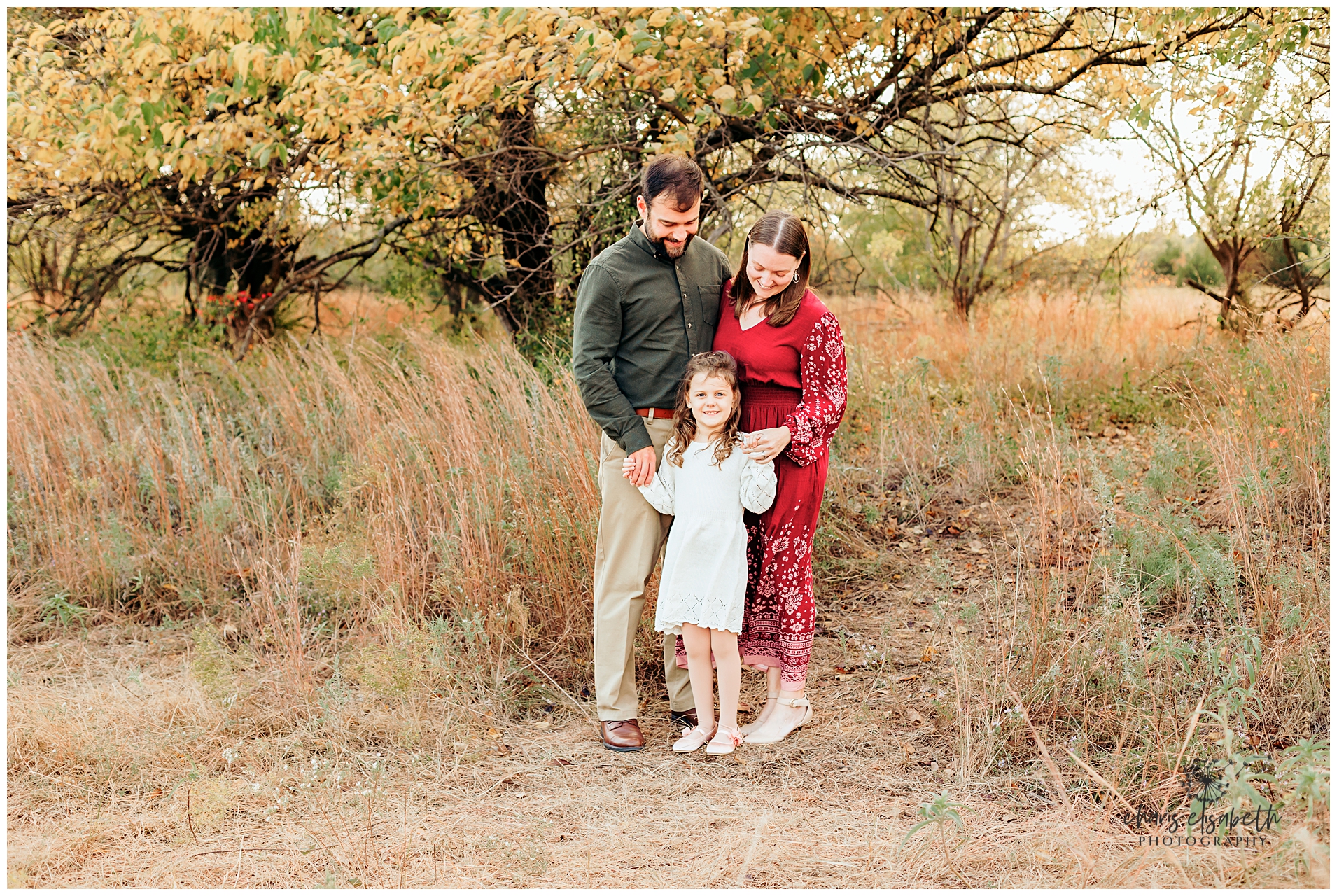 Best Time For Fall Family Photos In OKC